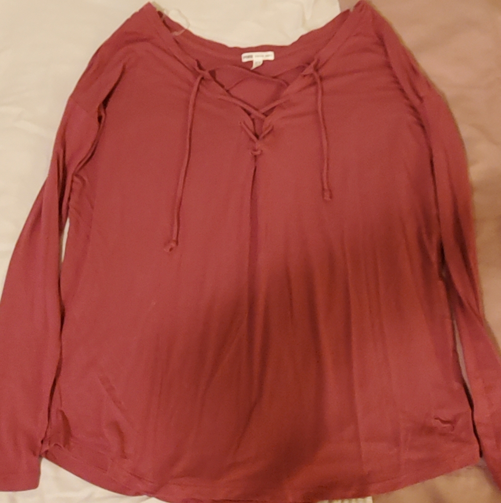 Long sleeve t shirt